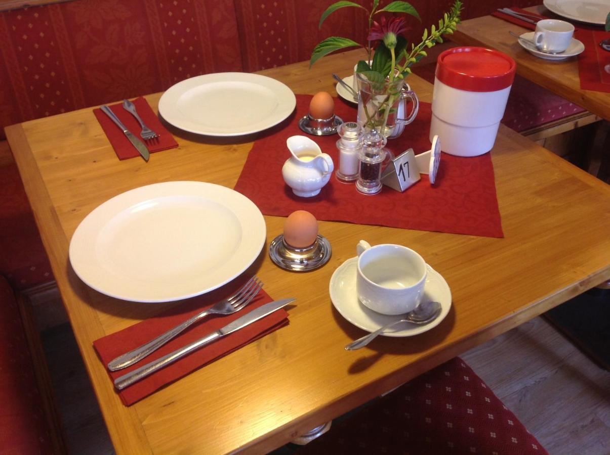 La Locanda Ristorante Pizzeria Garni Ohlstadt Exteriör bild